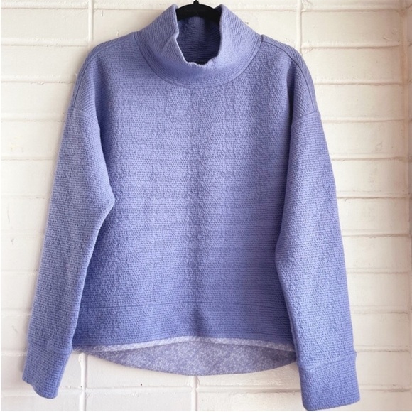 CALIA By Carrie Underwood Periwinkle Cloud Funnel Pullover S EUC - Picture 3 of 9